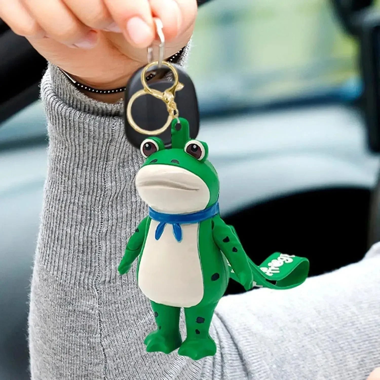 Press-To-Salute Frog Keychain - Image 6