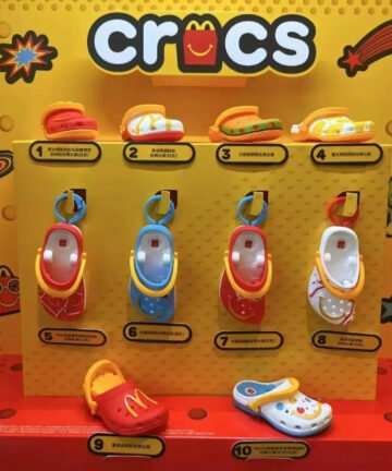 McSlipper Crocs Keychain