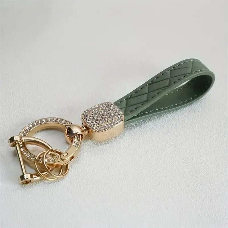 D Luxe Diamond Dazzle Keychain - Image 13