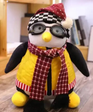 Friends Series Hugsy Penguin Plushie